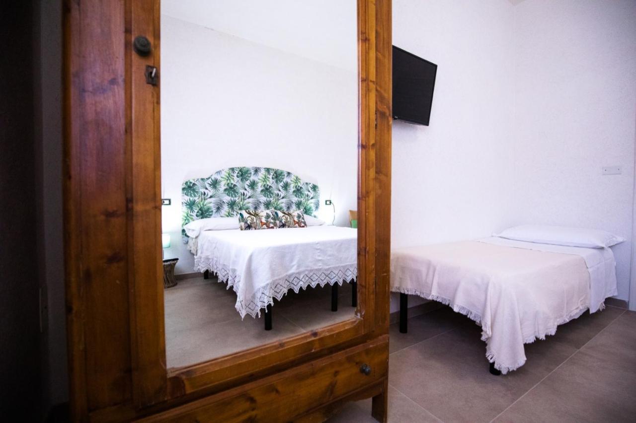La Casa Di Zia Dedera Apartment Torre Santa Sabina Cameră foto